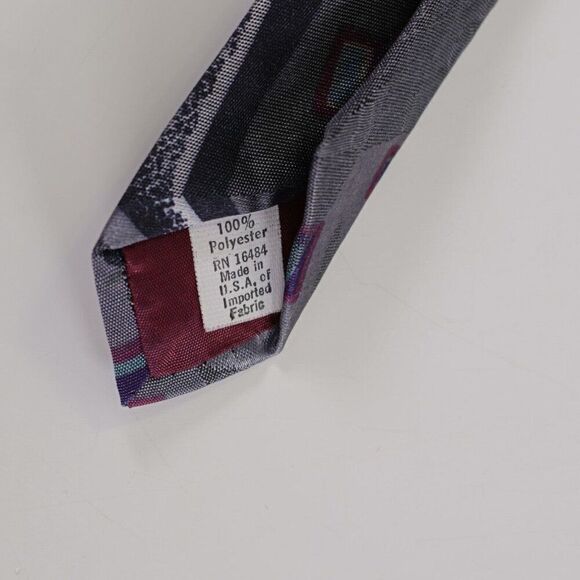 John Weitz Abstract Woven Gray Short Wide Polyester Tie - Picture 4 of 6